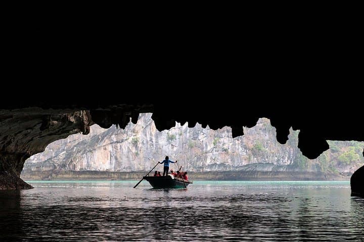 3-Day Halong Bay and Lan Ha Bay Cruise from Hanoi — Peace Cruise Experience photo 4