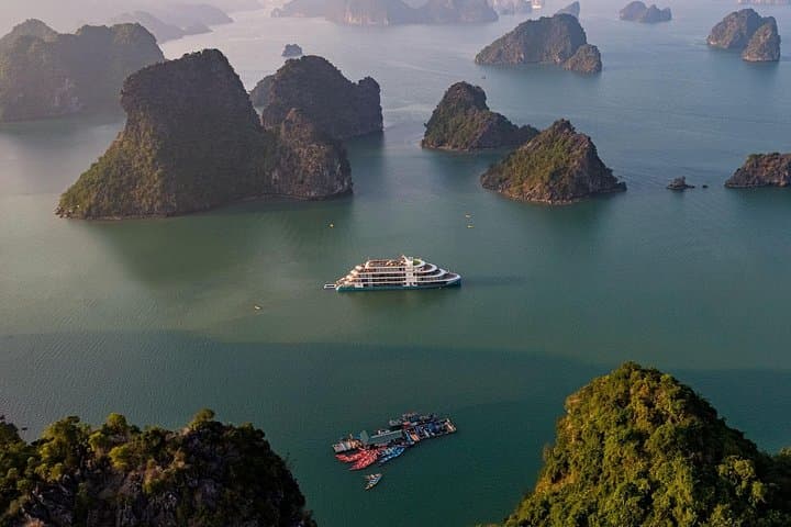 3-Day Halong Bay and Lan Ha Bay Cruise from Hanoi — Peace Cruise Experience photo 1