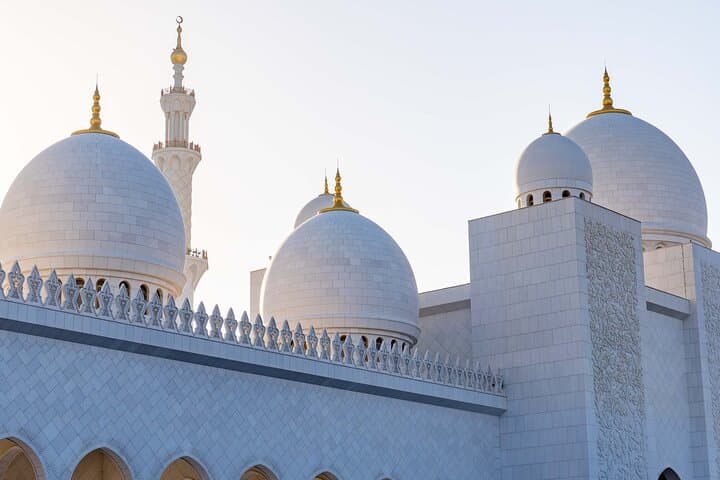 Full-Day Abu Dhabi City Tour with Sheikh Zayed Mosque and Ferrari World photo 2
