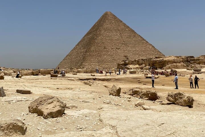 Cairo in a Day from Sharm El Sheikh: Pyramids, Nile Cruise & Egyptian Museum photo 3