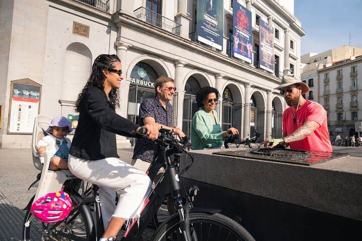 Explore Madrid by Bike: Private 3-Hour Customizable City Tour photo 3