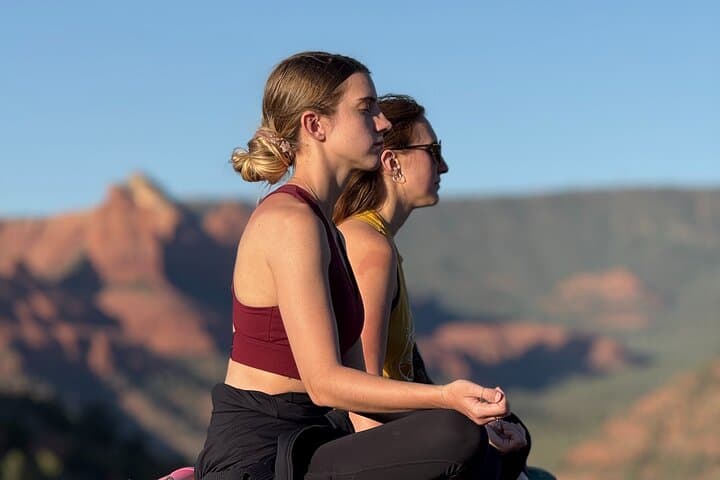 Sedona Hike and Vortex Yoga Experience: Powers Yoga on the Red Rocks photo 2