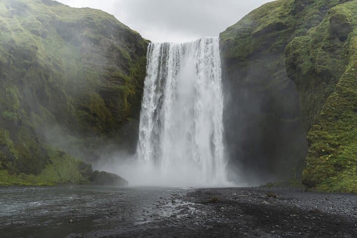 Private South Coast Tour: Waterfalls, Glaciers & Black Sand Beaches from Reykjavík photo 4