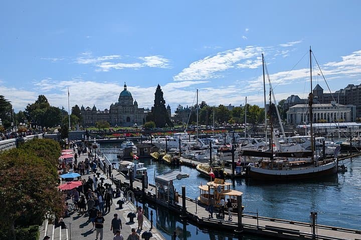 Victoria Highlights Private Half-Day Tour: Inner Harbour, Chinatown & Historic Mansions photo 3