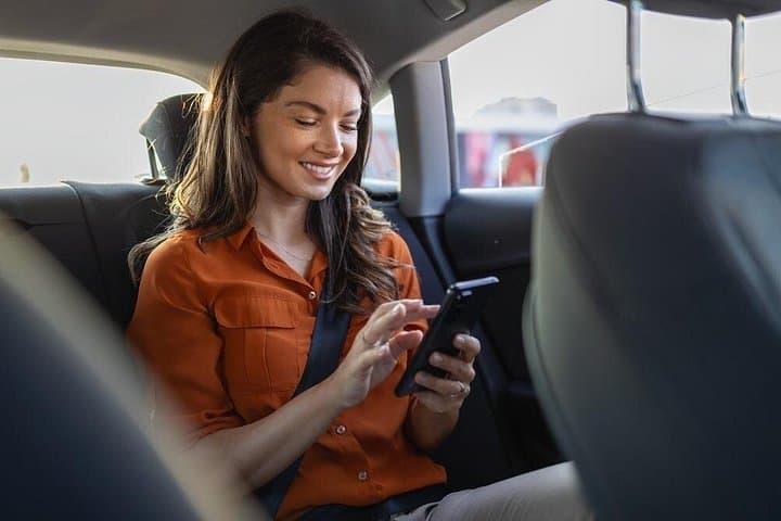 Newark-to-Manhattan Private Transfer — Fast, Tracked EWR Airport Ride