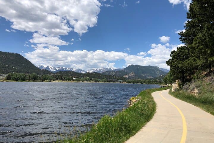 E-bike Loop Around Lake Estes: Scenic 2-Hour Ride in Estes Park photo 2