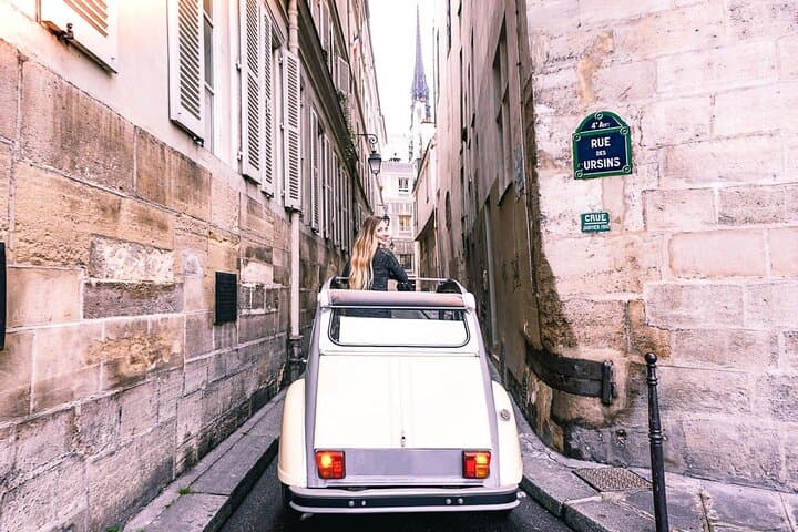 Discover Paris in a Classic Citroën 2CV: Private Vintage Car Tour photo 6
