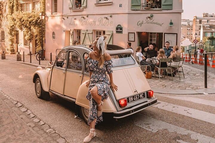 Private 2-Hour Paris Tour in a Vintage 2CV — Hidden Gems & Photo Stops