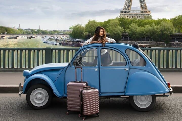 Discover Paris in a Classic Citroën 2CV: Private Vintage Car Tour photo 4