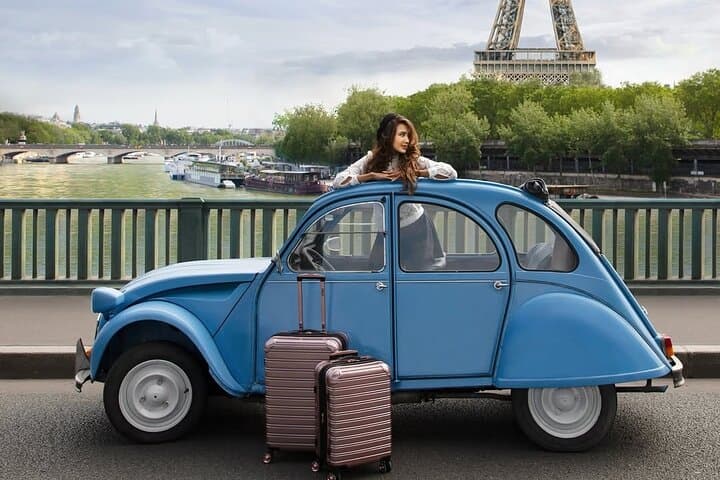 Explore Paris in 3 Hours Aboard a Classic 2CV: Private Vintage Car Tour photo 3