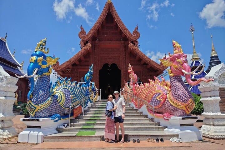 Chiang Mai Sticky Waterfall, Dantewada Café & Wat Ban Den Day Tour