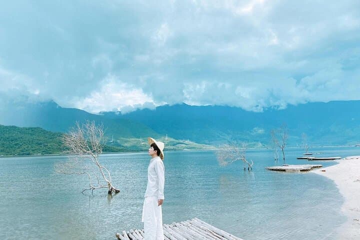 Bach Ma National Park Trek: Hai Vong Dai, Five Lakes & Do Quyen Waterfall photo 3