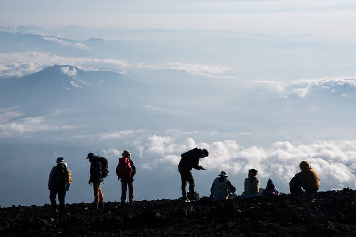Private 2-Day Mt. Fuji Climb via Fujinomiya: Sunrise Summit & Hut Stay photo 2