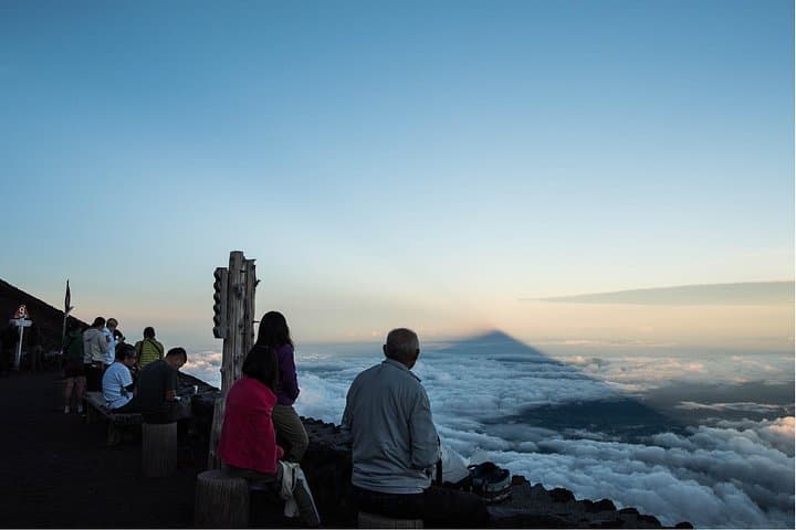 Private 2-Day Mt. Fuji Climb via Fujinomiya: Sunrise Summit & Hut Stay photo 3
