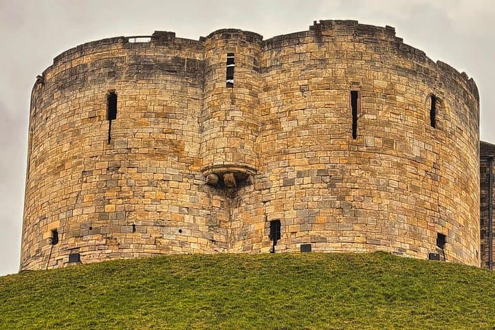 York's Dark Journey: Self-Guided Medieval Walking Tour of Historic Horrors photo 2