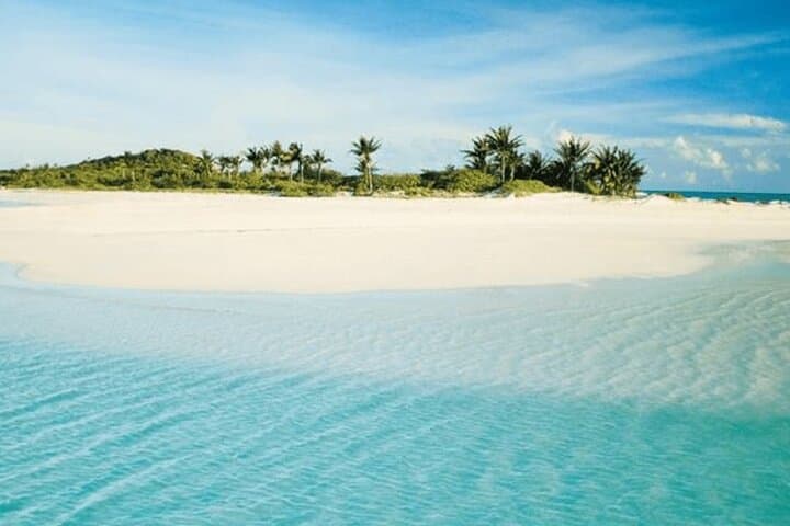 Bayadah Island Cruise: Snorkel the 'Maldives of Jeddah' for a Day on the Red Sea photo 3