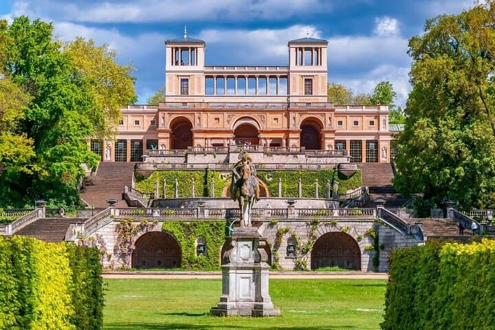 Potsdam Walking Tour with Sanssouci Palace Entry — Guided Gardens & Palace Visit photo 3