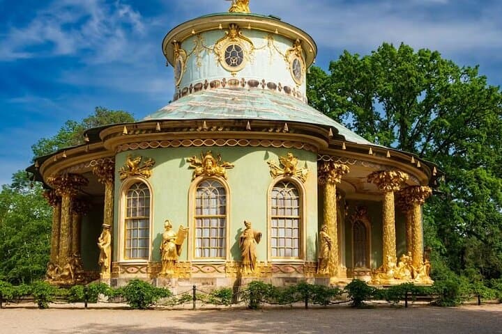 Potsdam Walking Tour with Sanssouci Palace Entry — Guided Gardens & Palace Visit photo 4