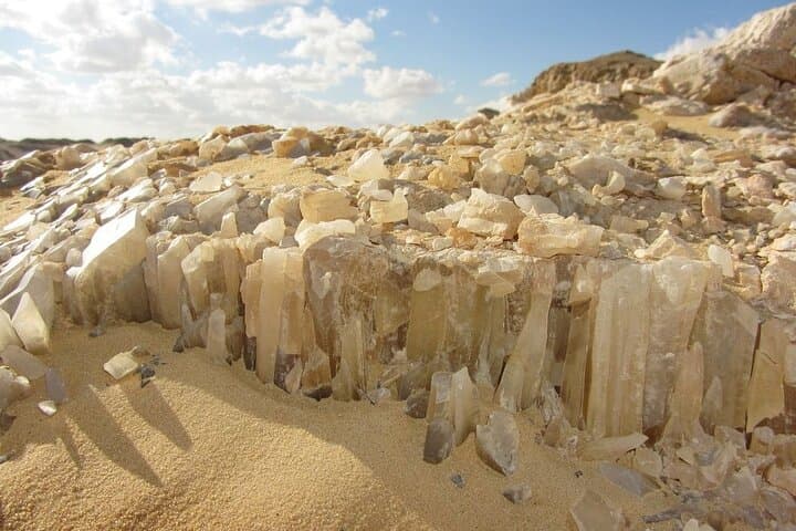 White and Black Desert Tour — 2-Day Camping from Cairo to Bahariya Oasis photo 6