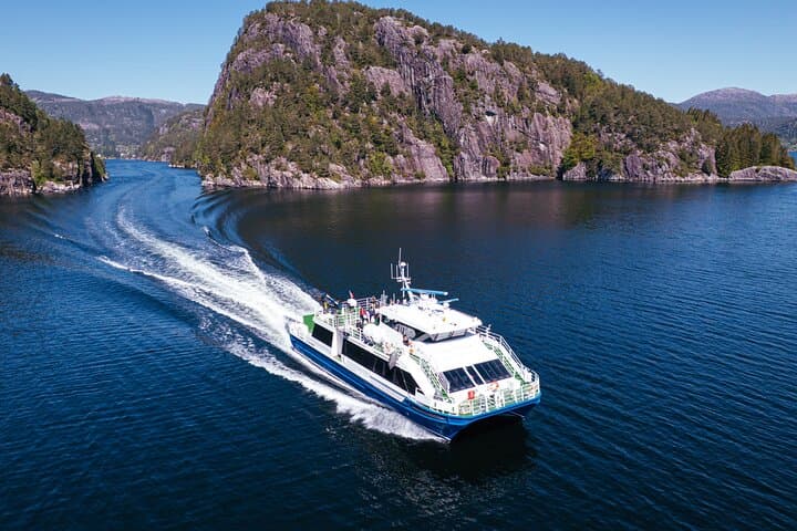 Mostraumen Fjord Cruise from Bergen with Local Guide photo 4