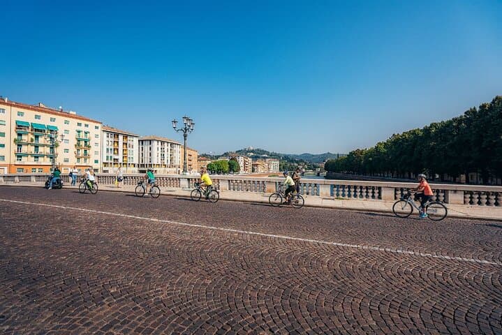 Explore Verona by E-Bike: City Center Sights & Panoramic Torricelle Views photo 3