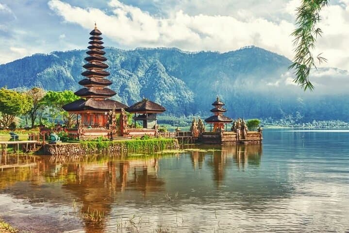 North Bali Hidden Gems: Ulun Danu, Twin Lakes & Banyumala Waterfall Day Tour photo 5