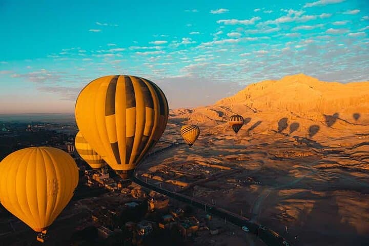 Hot Air Balloon Over Hatshepsut Temple: Luxor Sunrise Flight photo 3