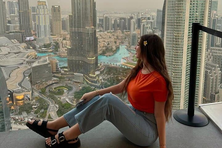 Sky Views Dubai: 219m Panoramic Glass Walk and Thrilling Glass Slide photo 6
