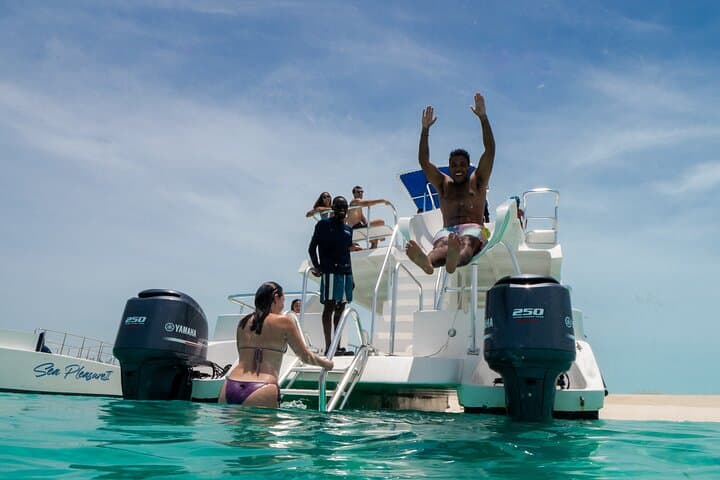 Half-Day Private Boat Charter to Little Water Cay & Barrier Reef, Providenciales photo 6