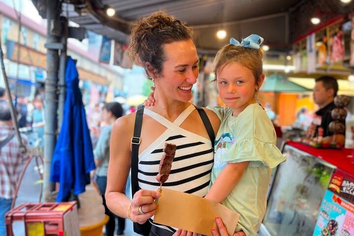 Tsukiji Fish Market Food Walking Tour: Temple to Sushi in Tokyo photo 5