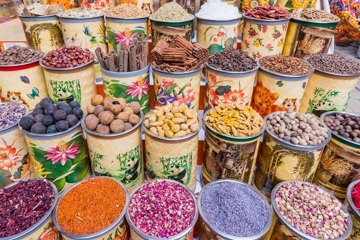5-Hour Private Tour of Old & New Dubai: Abra Creek, Burj Khalifa & Gold Souk photo 1