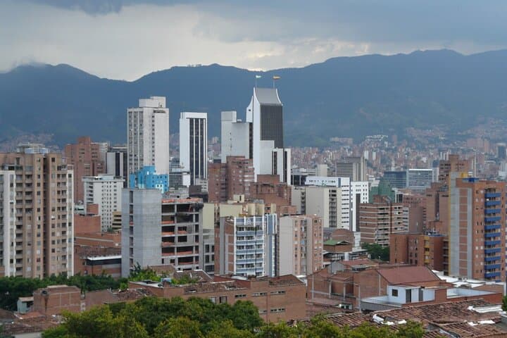 Medellín Neighborhoods Motorcycle Tour: Viewpoints, UVAs & Local Life photo 5