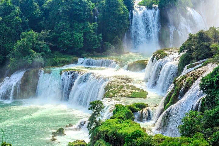 Private Klis Fortress, Krka Waterfalls & Trogir Day Tour from Split