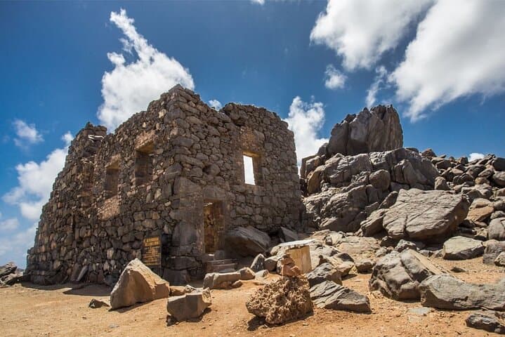 Full-Day Aruba Private Jeep Tour: Arikok Park, Beaches & Snorkeling photo 5