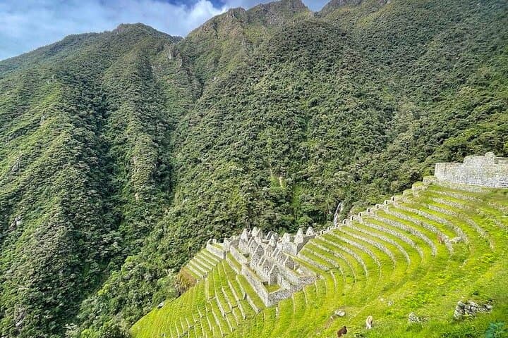 Inca Trail Full-Day Hike to Machu Picchu: Sun Gate & Upper Terraces photo 4