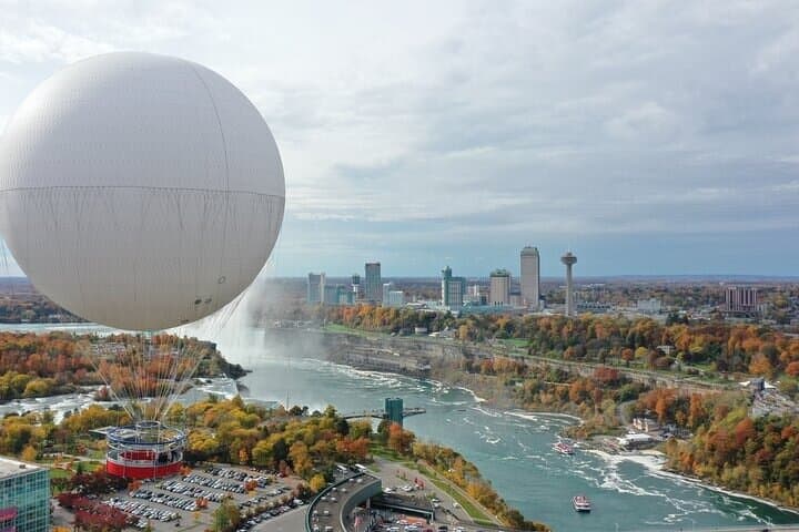 Niagara Falls Balloon Ride: 500-Foot Aerial Views & Souvenir Photo