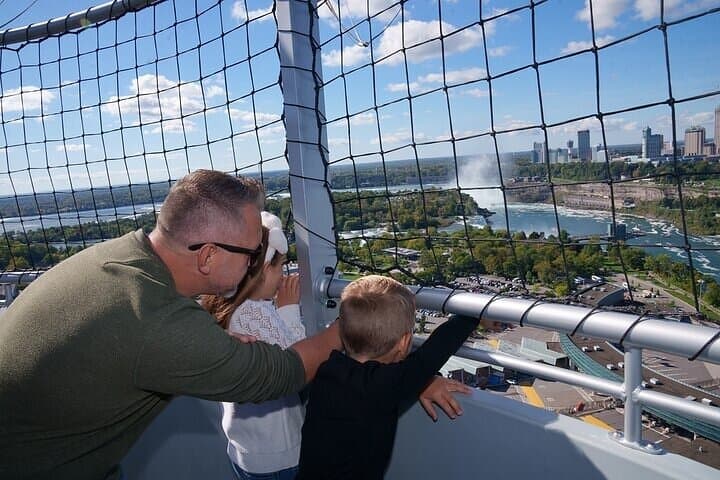 Niagara Falls Balloon Ride: 500-Foot Aerial Views & Souvenir Photo photo 3