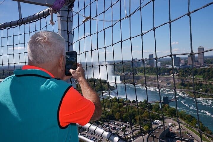 Niagara Falls Balloon Ride: 500-Foot Aerial Views & Souvenir Photo photo 4