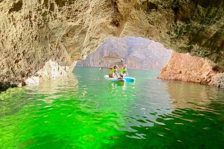 Stand-Up Paddleboarding Willow Beach: SUP the Colorado River to Emerald Cave photo 3