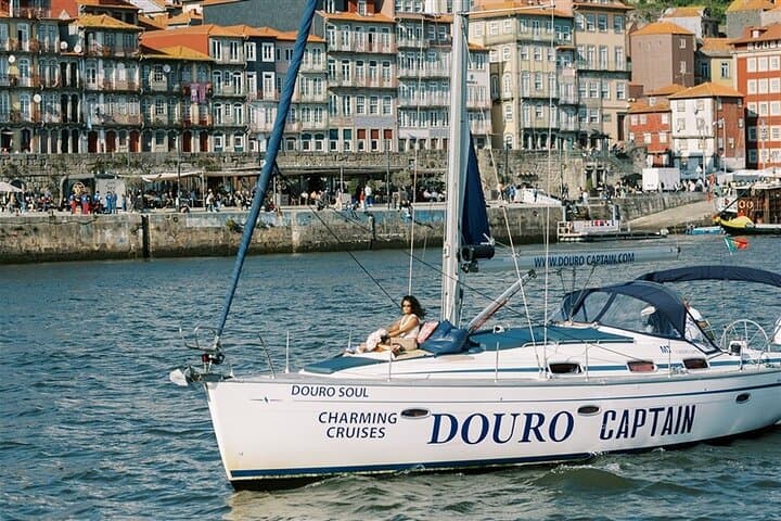 Sunset Sail on the Douro: Charming 2-Hour Porto Sailboat Cruise photo 5