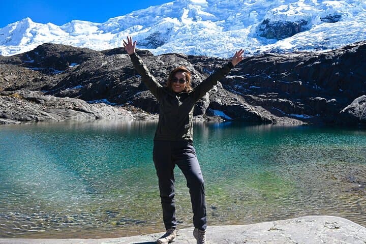 Day Trek to Ausangate: High-Altitude Hike to Turquoise Lagoons & Glaciers photo 2