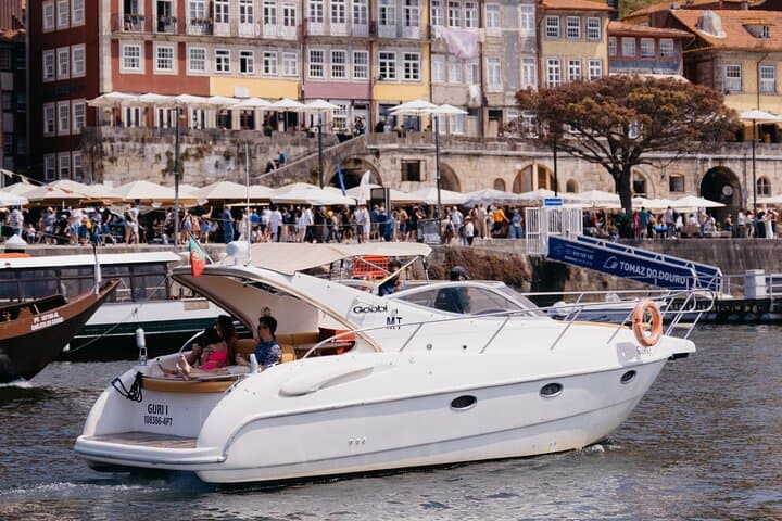 Private Douro River Tasting Cruise from Porto — 2‑Hour Yacht Experience