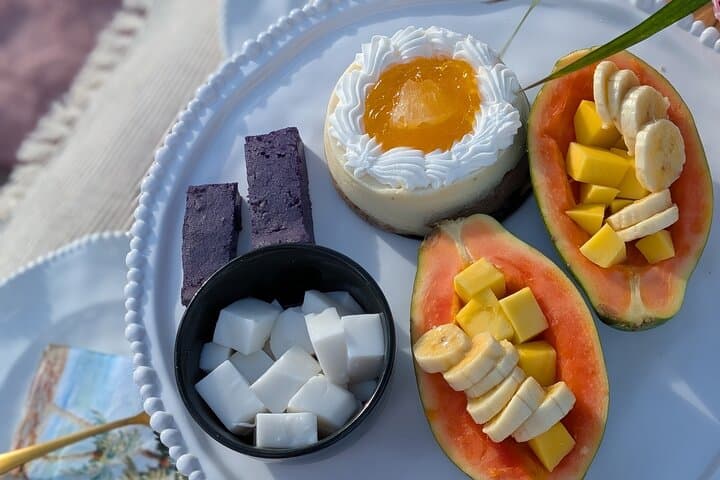 luxury-beach-picnic-on-oahu-kooolau-coast-private-setup photo 3