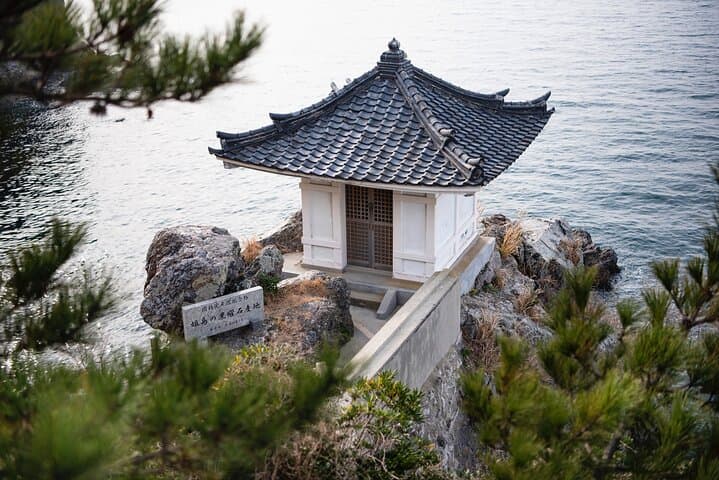 Himeshima Eco Tour: Beppu Day Trip to Island Myths, Onsen & Coastal Trails