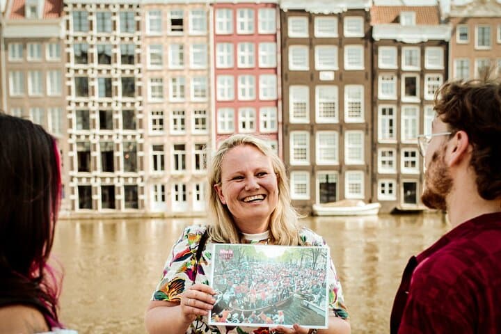 Hello Amsterdam: 2-Hour Introductory Walking Tour of Dam, Canals & Jordaan photo 1