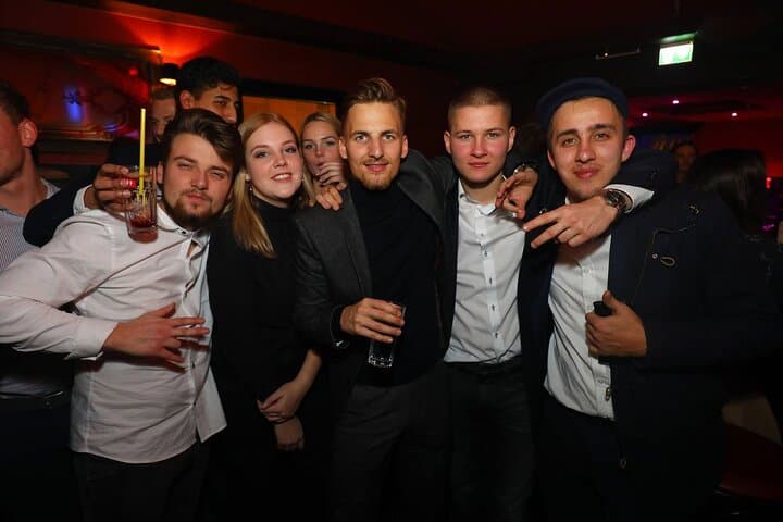 Hamburg Reeperbahn Pub Crawl: Guided Night Out with Free Drinks & Club Entry photo 3