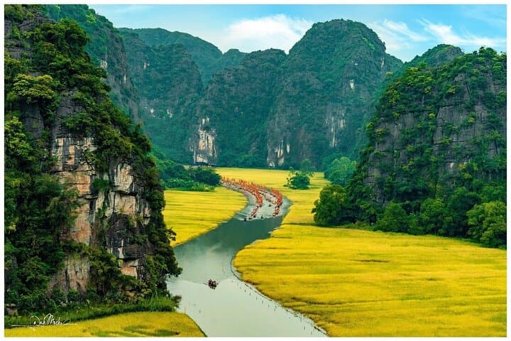 Full-Day Ninh Binh: Trang An, Hoa Lu, Bai Dinh & Mua Cave from Hanoi photo 2