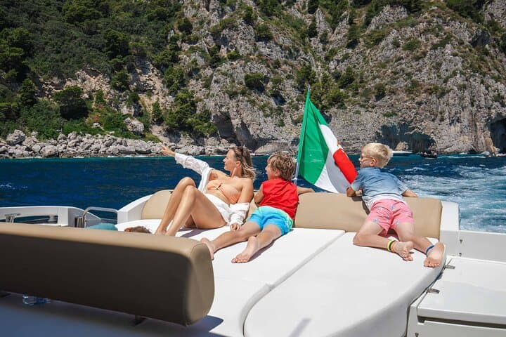 Full-Day VIP Yacht Excursion to the Amalfi Coast from Rome photo 3