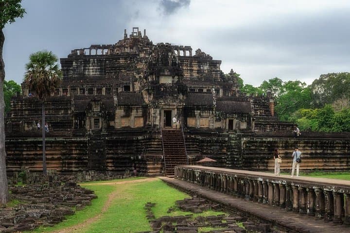 5-Day Angkor & Kulen Adventure: Temples, Koh Ker and Beng Mealea
