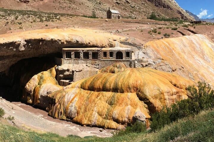 Private Andes High Mountain Tour to Aconcagua and Puente del Inca with Wine Lunch photo 5